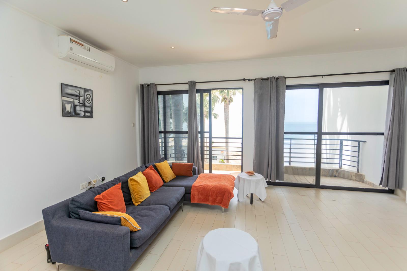 Luxurious 2 Bedroom Ocean View Apartment