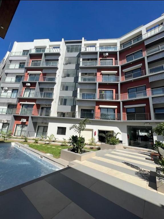 Fully Furnished 2 Bedroom Apartment at Aquaview Apartments