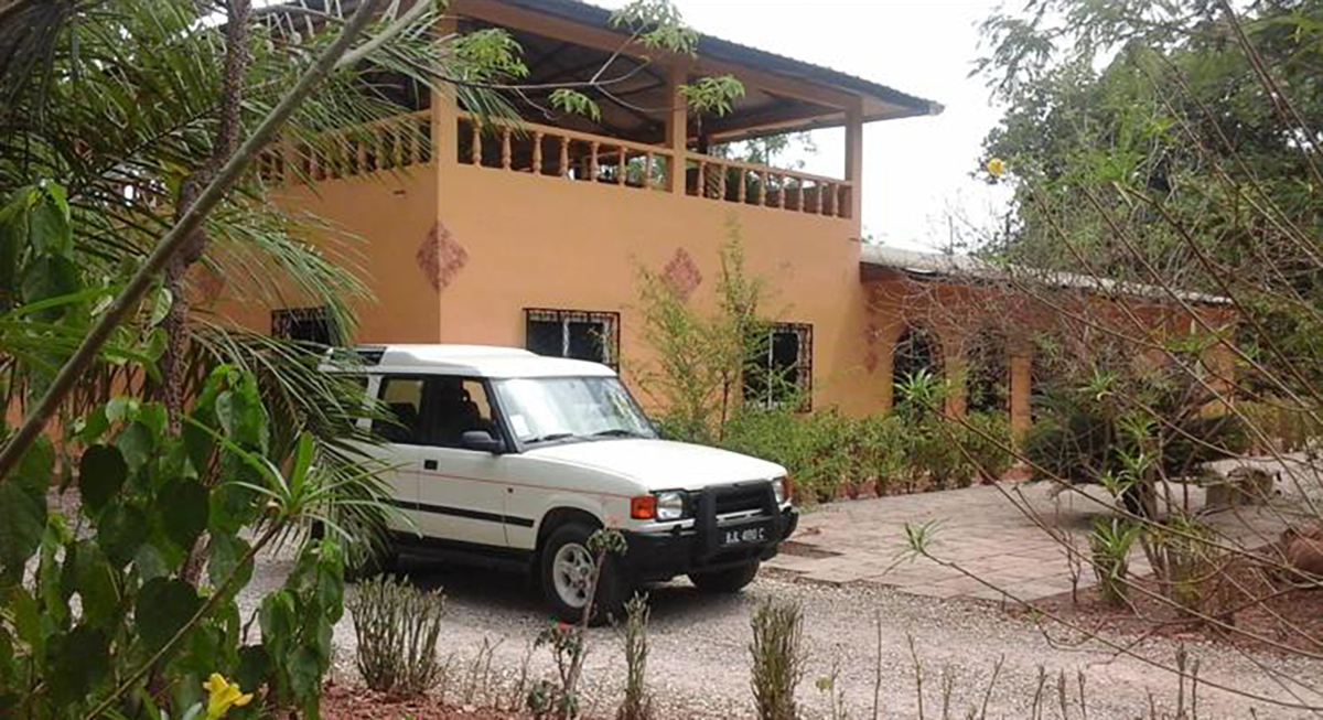 26.000 m2 Sanctuary with Furnished Compound