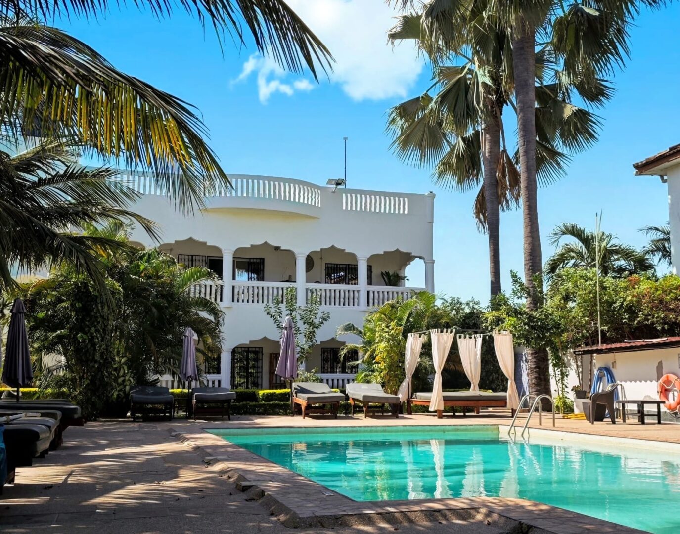 Top Rated Luxury Boutique Apartment Complex For Sale