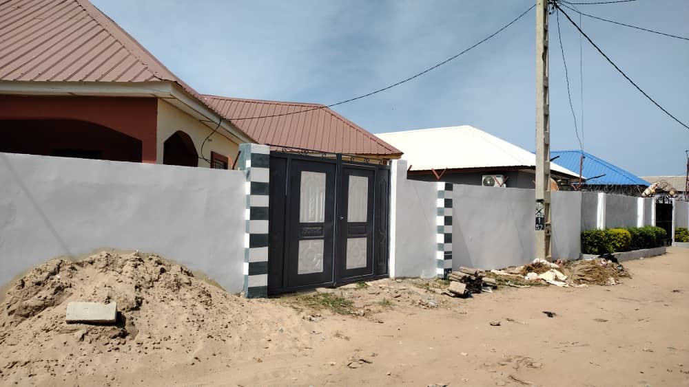 Three Bedrooms House for Sale in Kololi ï¿½ Prime Location Near the Highway