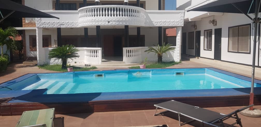 CHEAP HOUSES FOR SALE IN THE GAMBIA AT BATOKUNKU